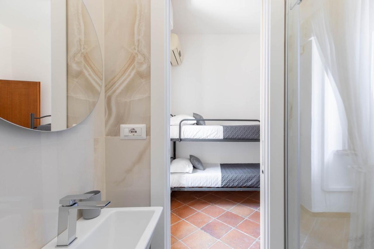 Iflat Pantheon'S Roomy And Friendly Apartment Рим Екстериор снимка