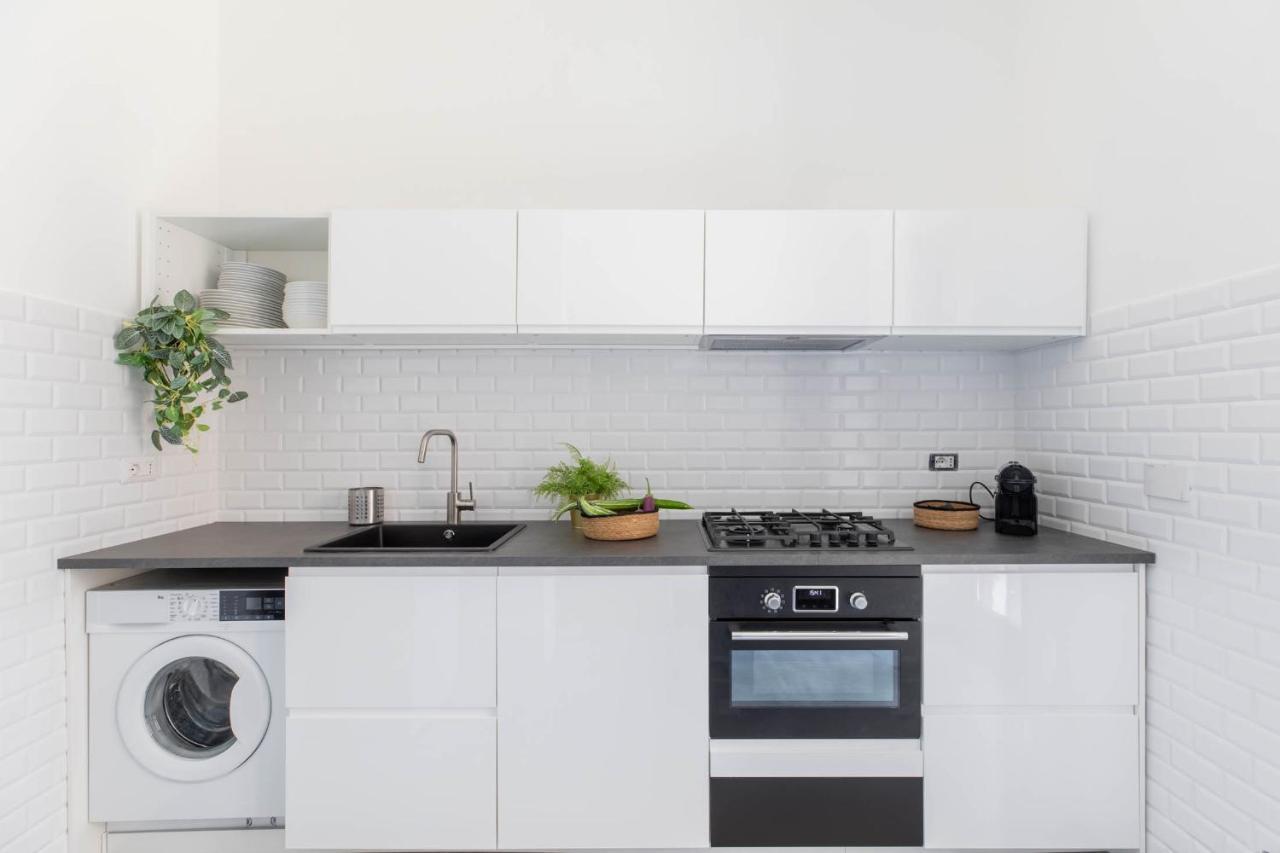 Iflat Pantheon'S Roomy And Friendly Apartment Рим Екстериор снимка