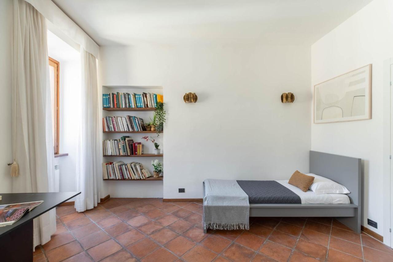 Iflat Pantheon'S Roomy And Friendly Apartment Рим Екстериор снимка